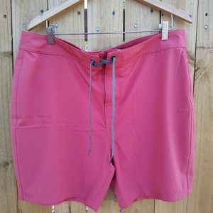 Men's Prana Breathe board shorts size 38